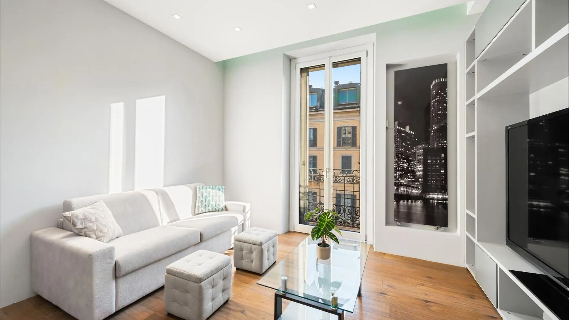 Apartament Idromassaggio Brera - 5 Min Duomo Mediolan