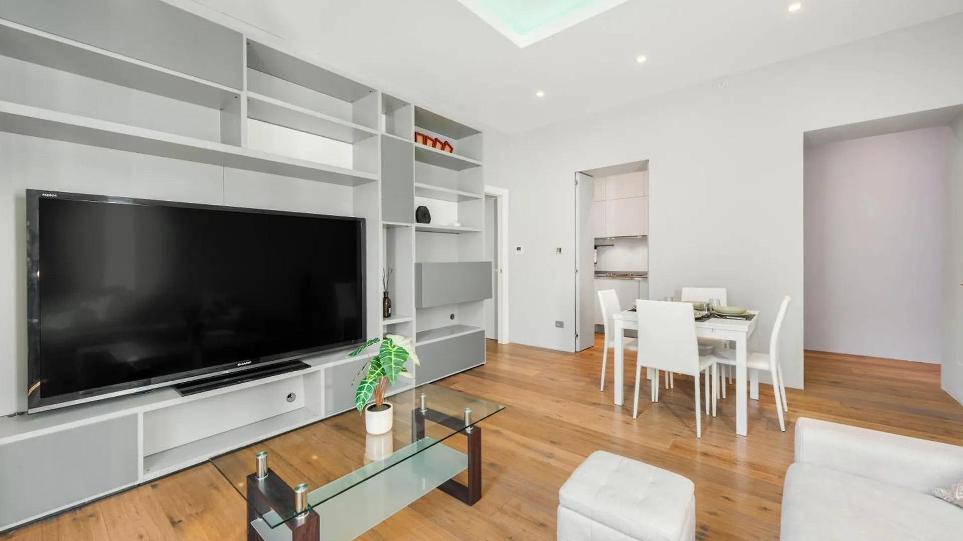 Apartament Idromassaggio Brera - 5 Min Duomo Mediolan